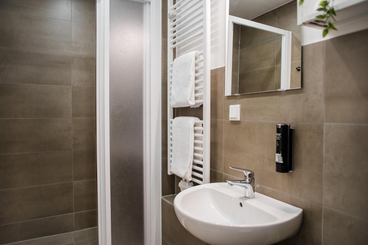 Fantastic 2 Bedroom Apartment Berlino Esterno foto